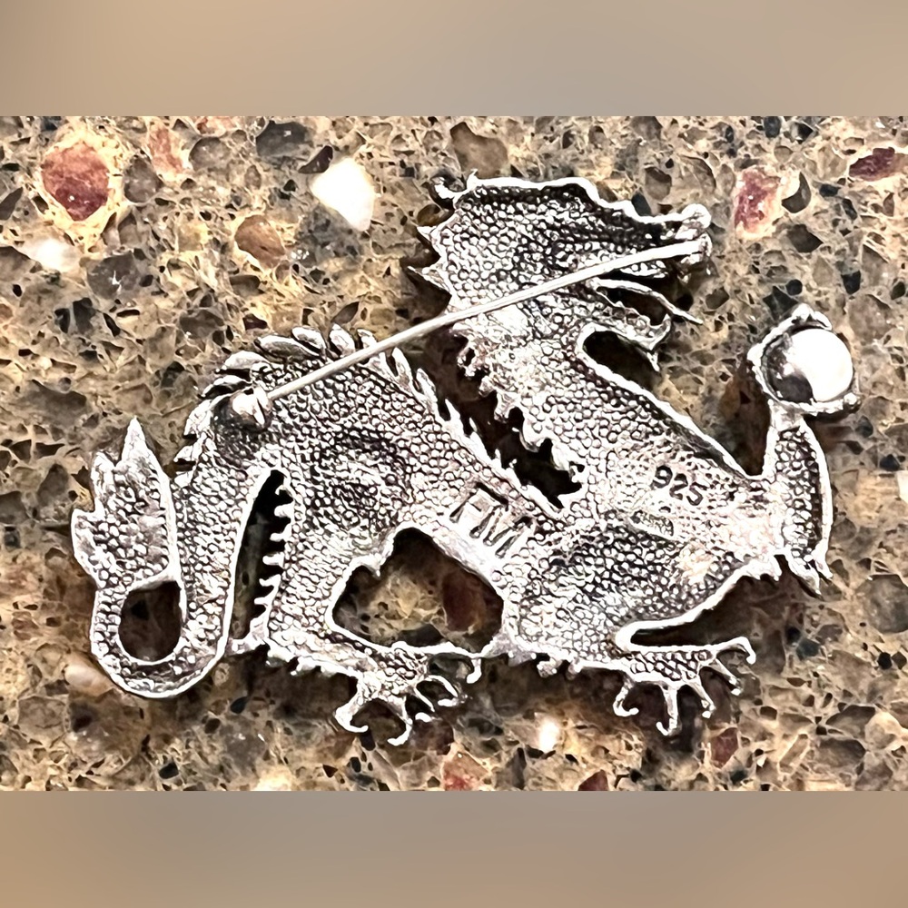 Silver Dragon Brooch with Rhinestones FRANKLIN MINT - Picture 10 of 15